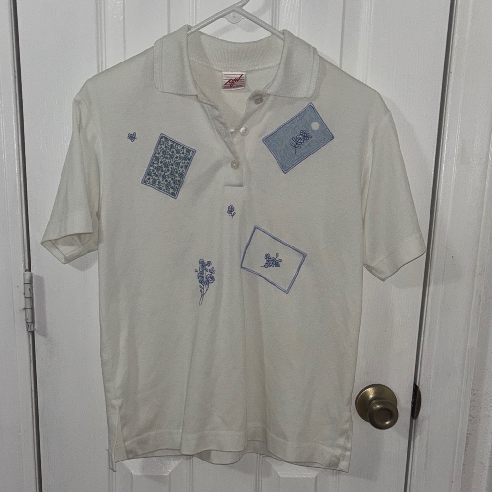 Elegant Cream Polo with Blue Accents
